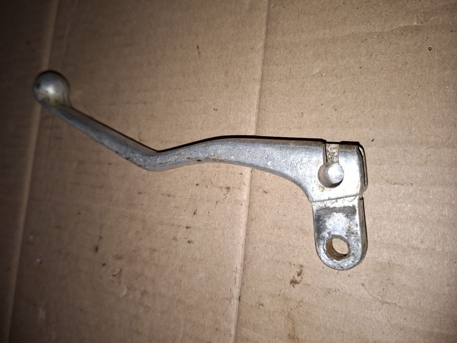 Oryginalna dzwignia  klamka hamulca kola przód jawa cezeta