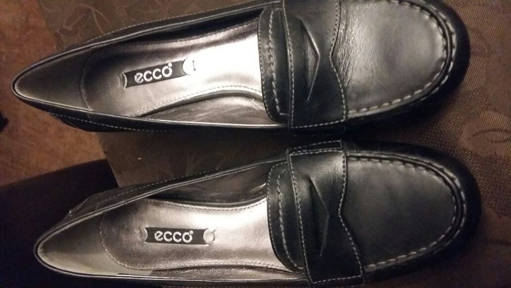 Buty ecco