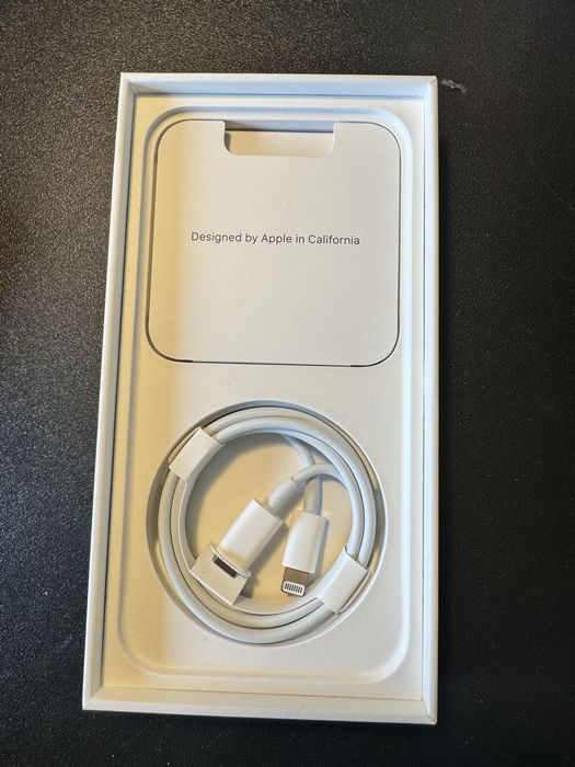 IPHONE 13 256 gb granatowy/czarny