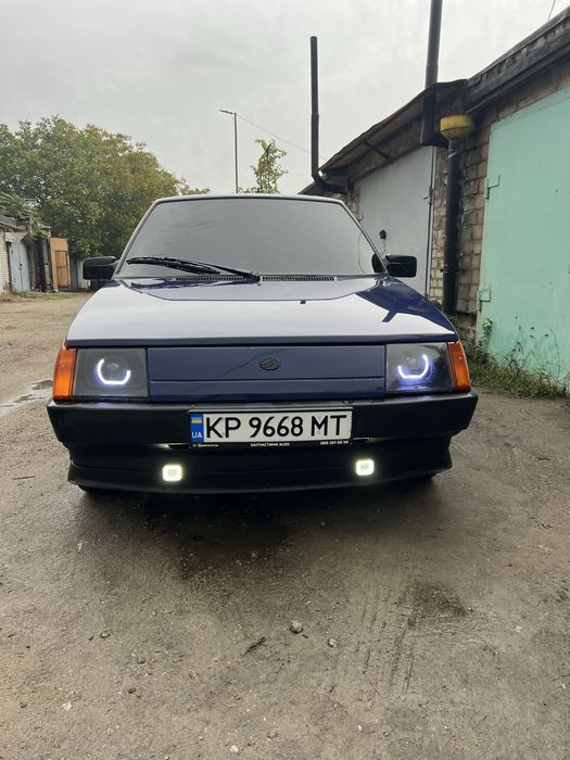 авто заз Таврія  нова