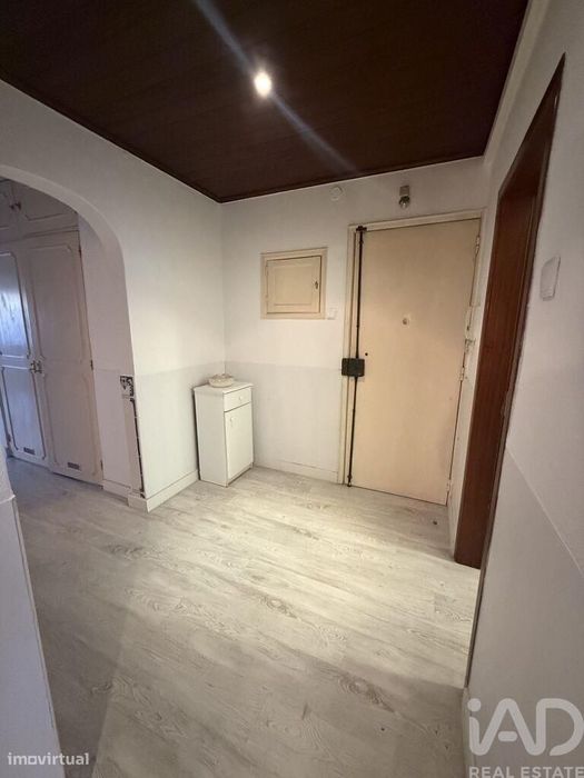 Apartamento T1 em Lumiar de 75 m2