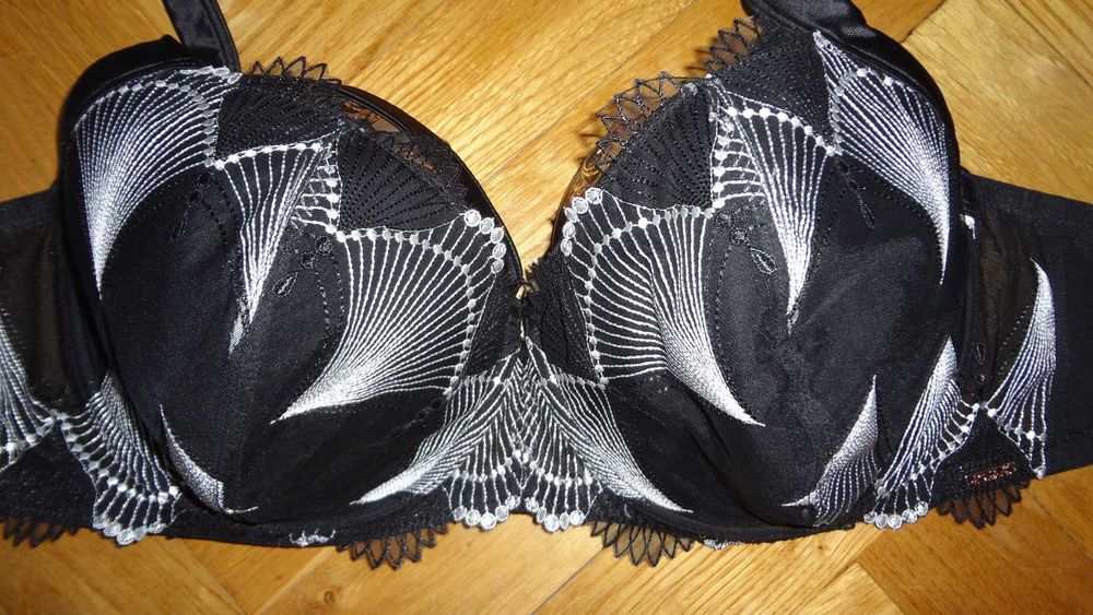 Biustonosz Figleaves Curve Art Balcony 105E jak panache,paski, strapsy