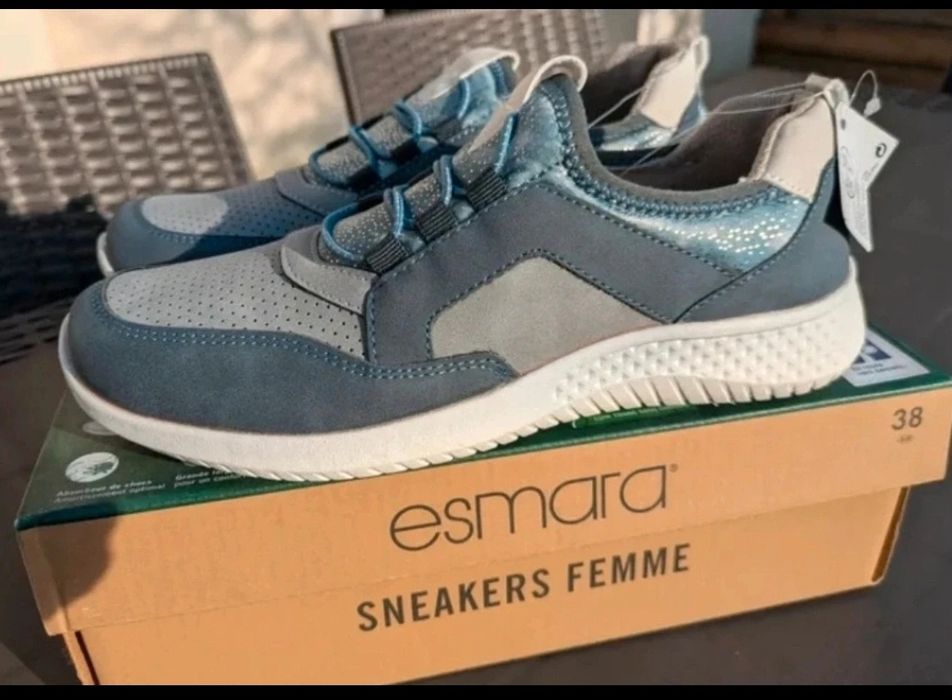 Buty sportowe damskie