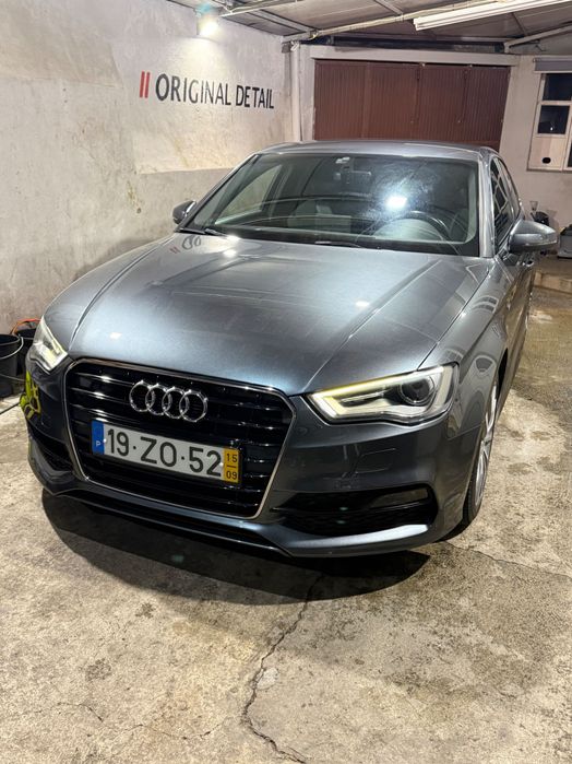 Audi A3 Limousine 1.6 TDI S-line S tronic / Garantia