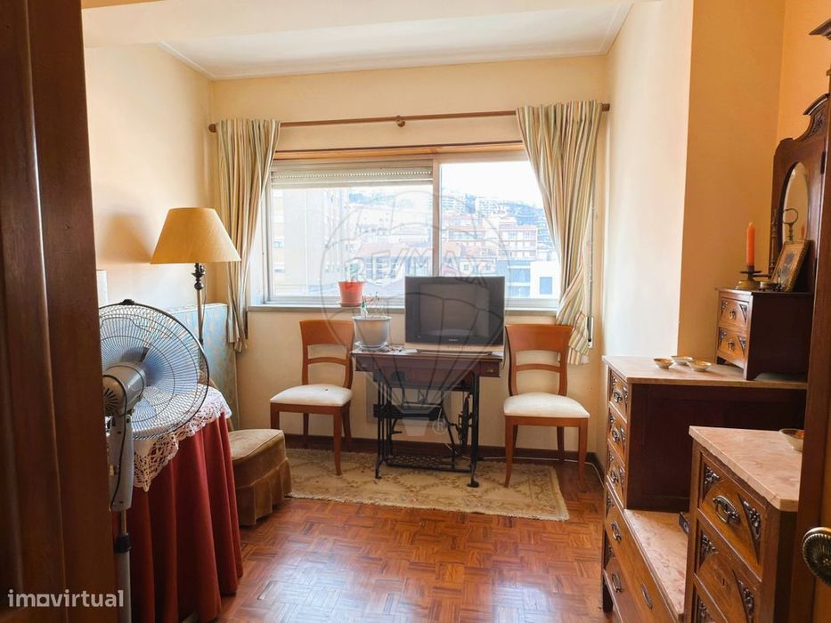 Apartamento T5 para venda
