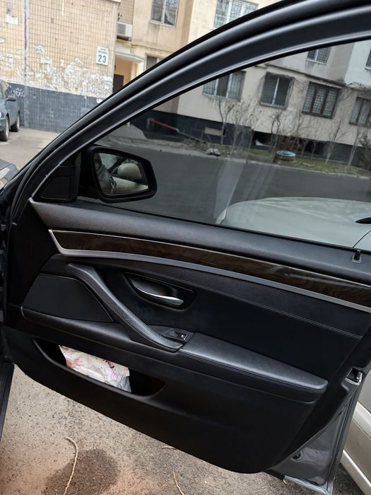 BMW F10 535i XDrive 2012