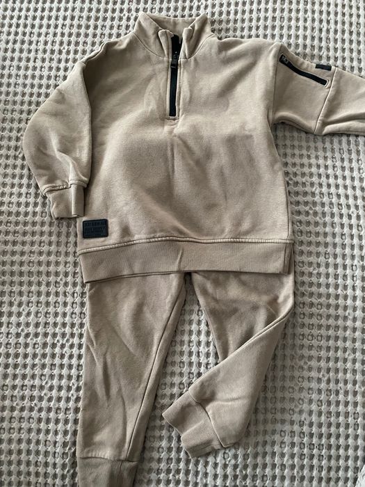 Костюм Некст Next на 3 года в идеальном состоянии