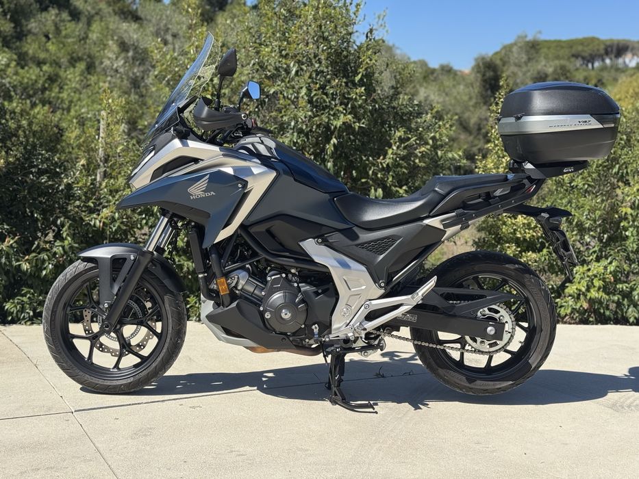 Honda NC 750 X / 9.000km / 2023 / Extras