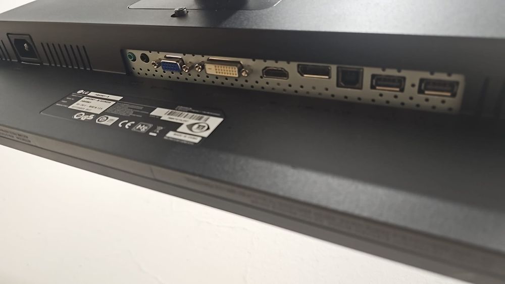 Monitor LG 24' stan bardzo dobry