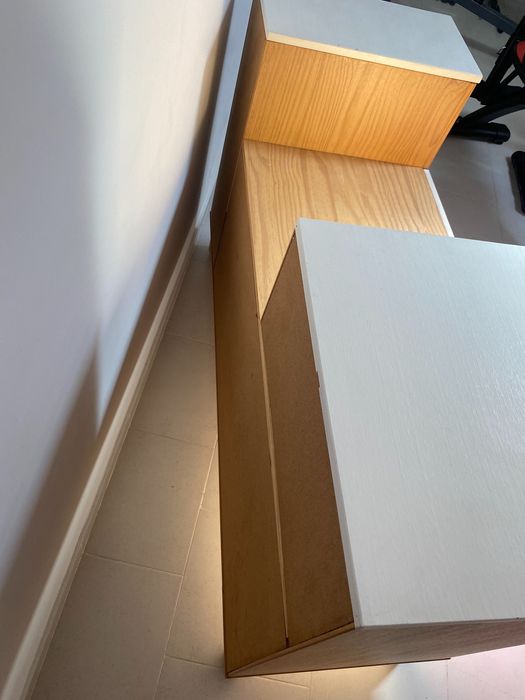 Cómoda de linha limitada IKEA