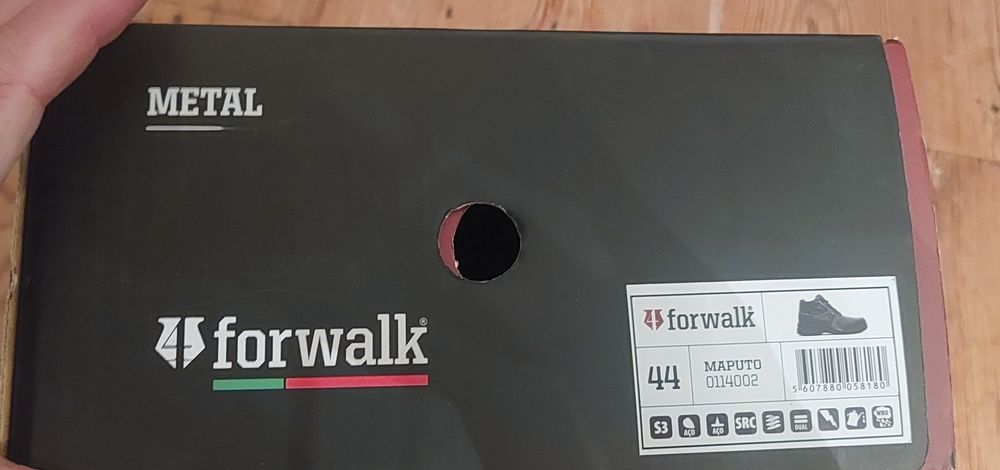 Botas proteção biqueira  44 NOVAS