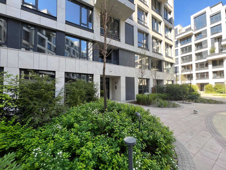 Без%, паркомісце в  Unit Home/Гарета Джонса 12А, Cenrtral Tower