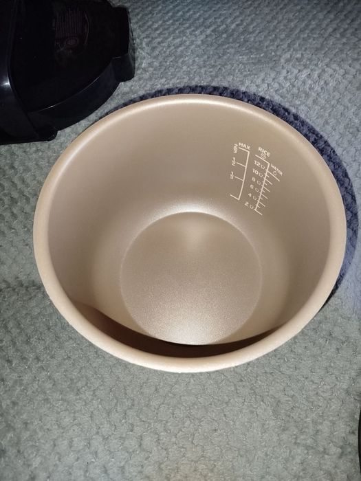 Б/У Мультиварка-скороварка Philips HD2139/40