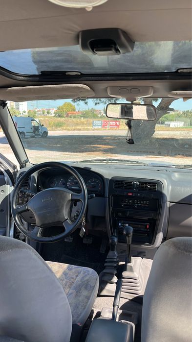 Nissan navara 2.5 TD