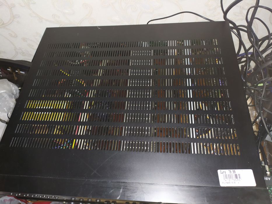 Усилитель,ресивер,HarmanKardon avr20