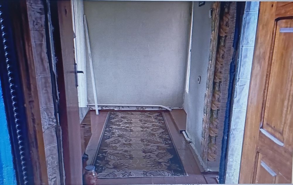 Продам м.Мерефа 2х.комн.квартиру 50м.19т.800
