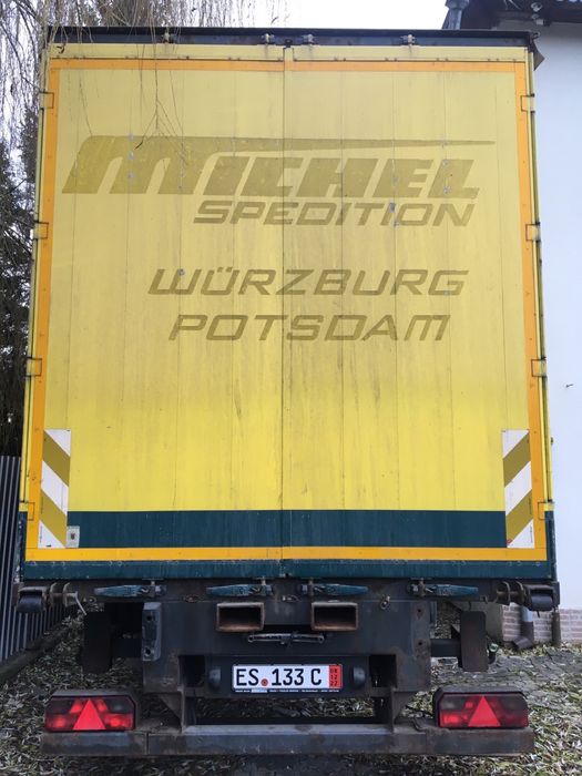 Сідельний тягач з причіпом Mercedes