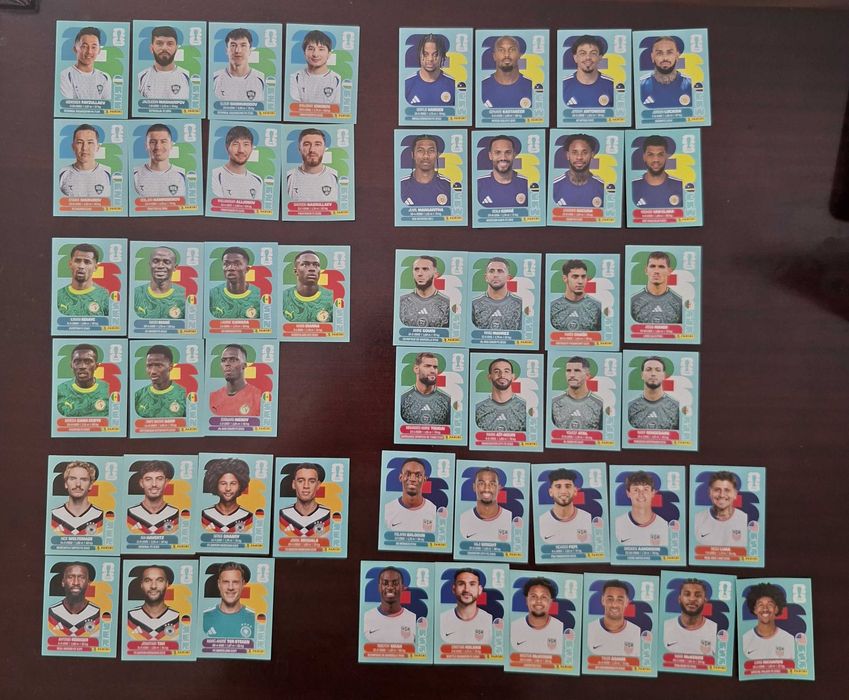 2 Cadernetas e cromos Panini FIFA world Cup 2026