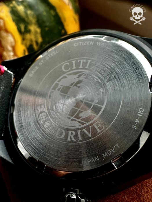Citizen Eco-Drive Sports AW5005-39H | czarny, czerwone akcenty, stan bardzo dobry, pudełko Citizen