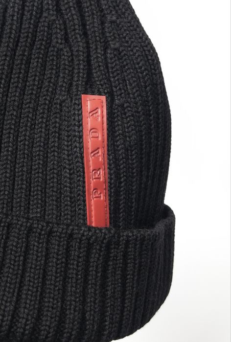 Шапка Prada Beanie Red line   Оригінал