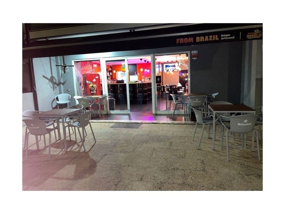 Trespasse de Hamburgaria - Negócio em Pleno Funcionamento