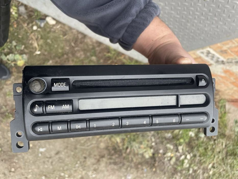 Продам автомагнітолу BMW CD53 (Alpine)