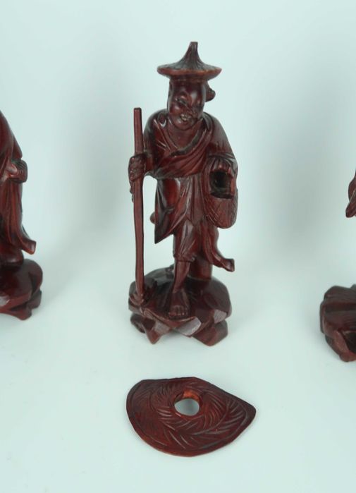 4 Esculturas da China em madeira Exótica