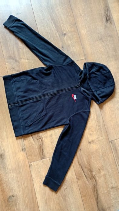Bluza chłopięca Nike roz 146