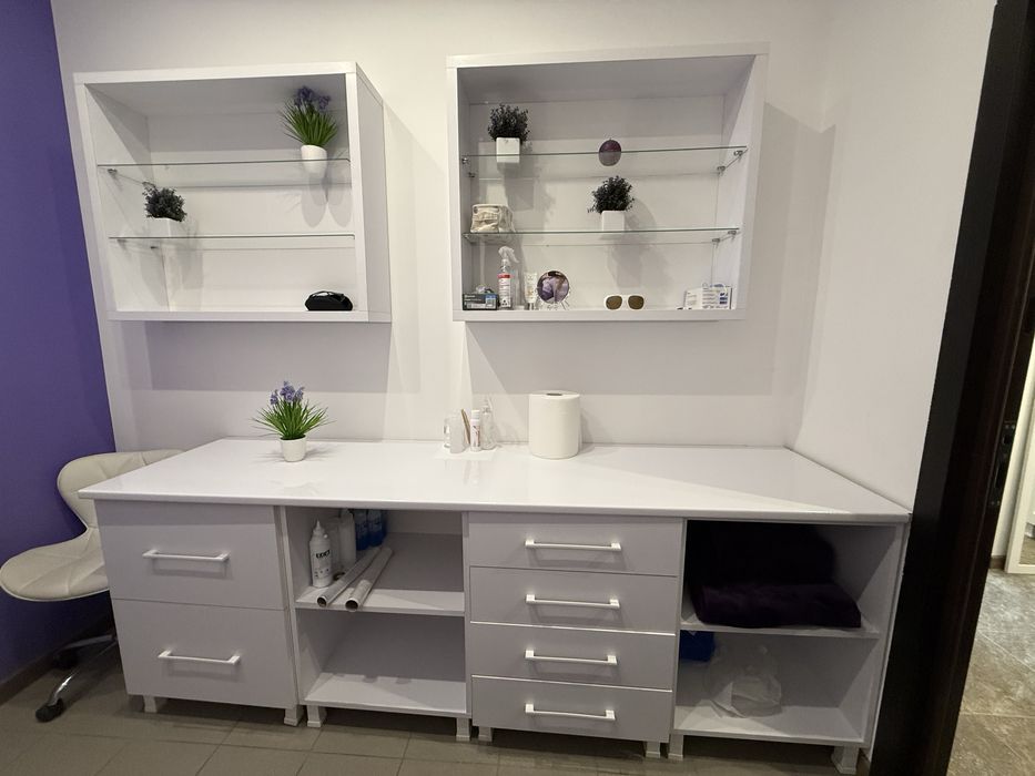 Меблі для салону/ кабінету/офісу