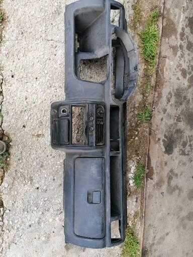 Vendo tablier Ford fiesta