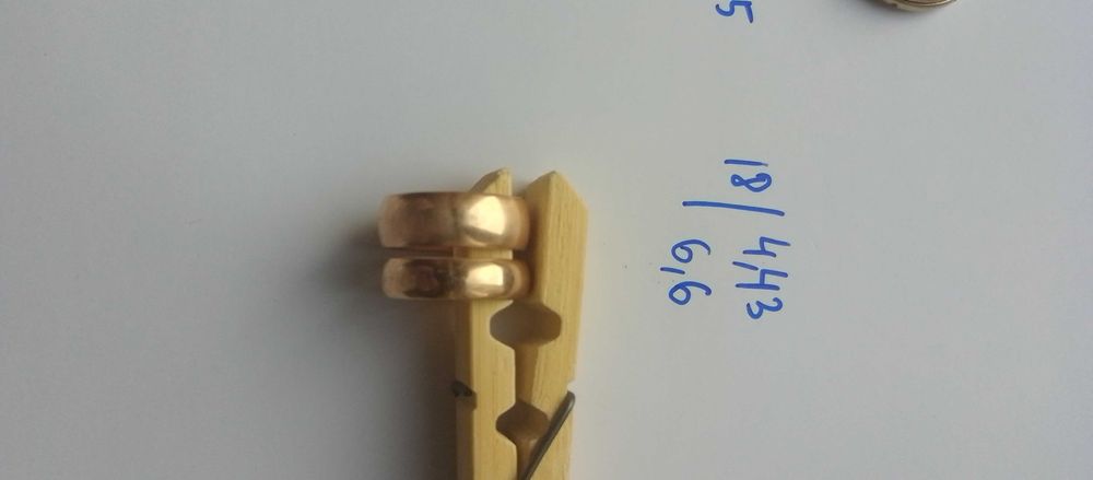 Обручальные кольца золотые