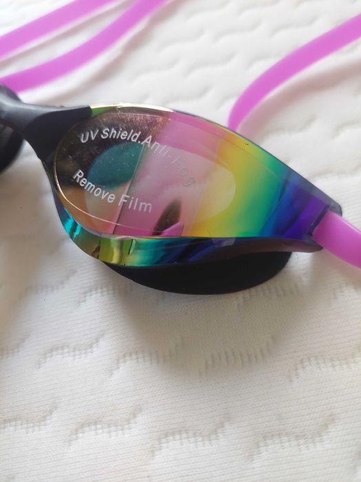 Profesjonalne okularki do pływania