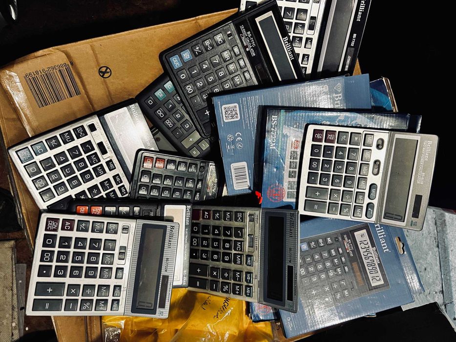 калькулятори для работи або навчання