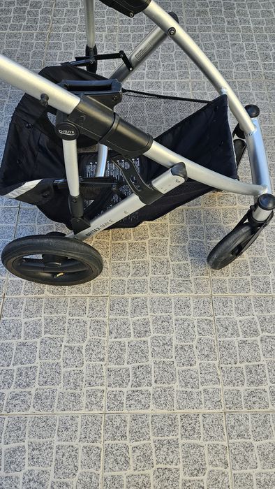 Carrinho de bebé BRITAX + Alcofa