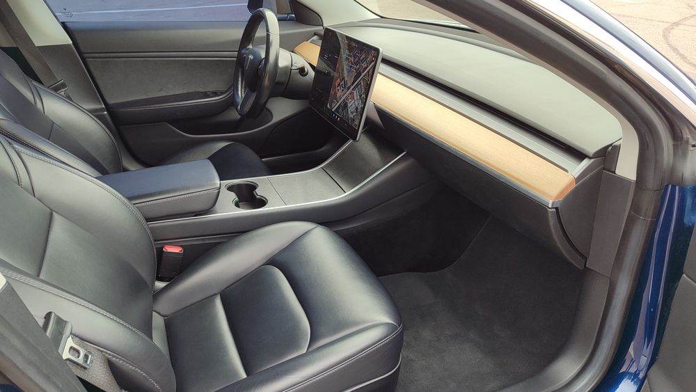 Tesla Model 3 Long Range