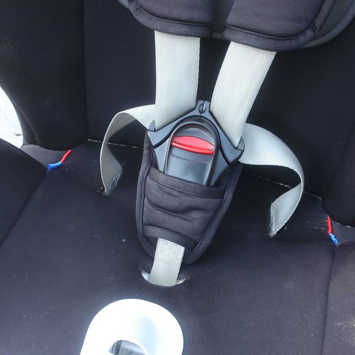 Cadeira Auto para Bebé e Criança dos 0 aos 36Kg em Bom Estado