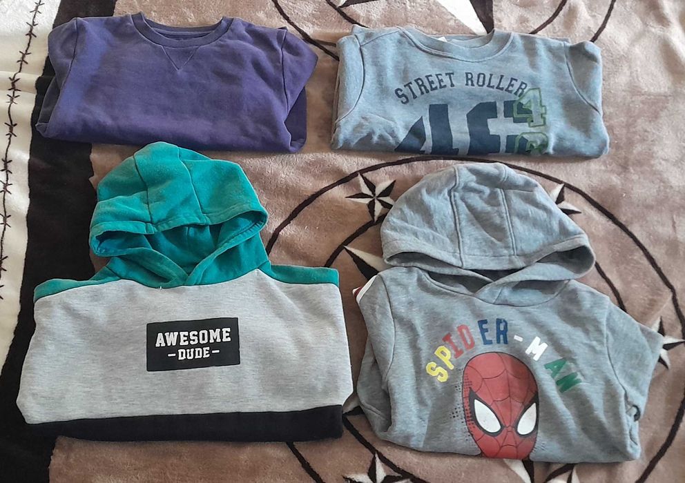 Roupa de menino e menina