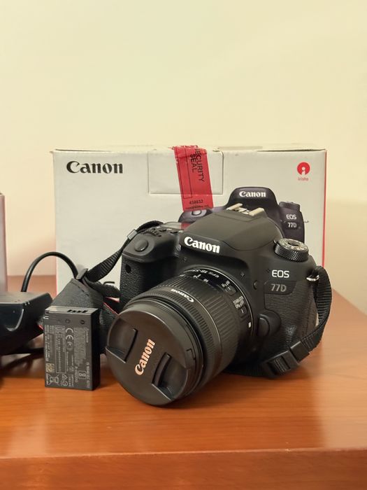Canon 77D com extras