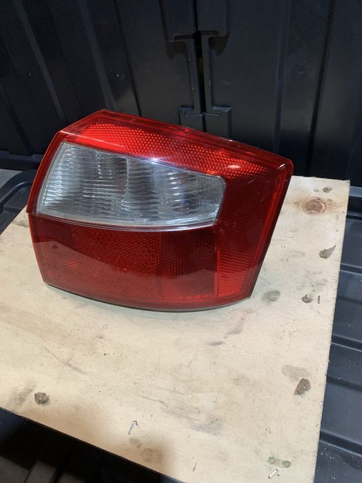 Farolim direito Audi A4 b6