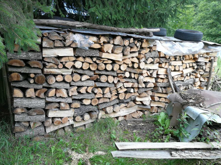 Drewno opałowe sezonowane