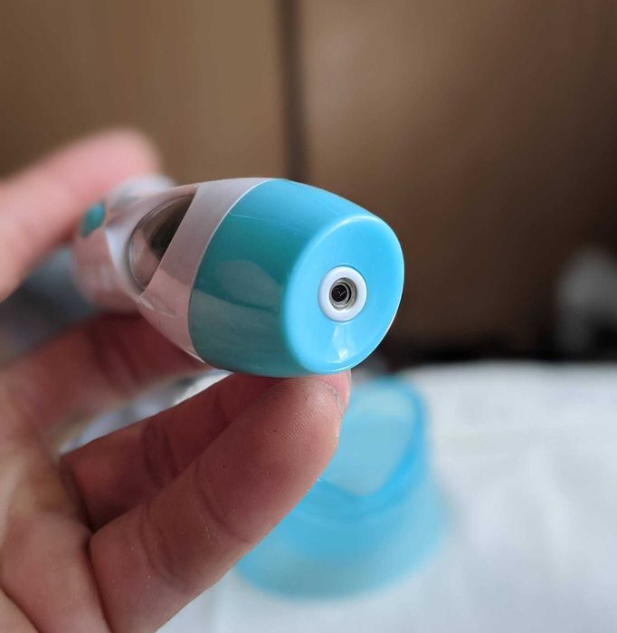 Безконтактний термометр