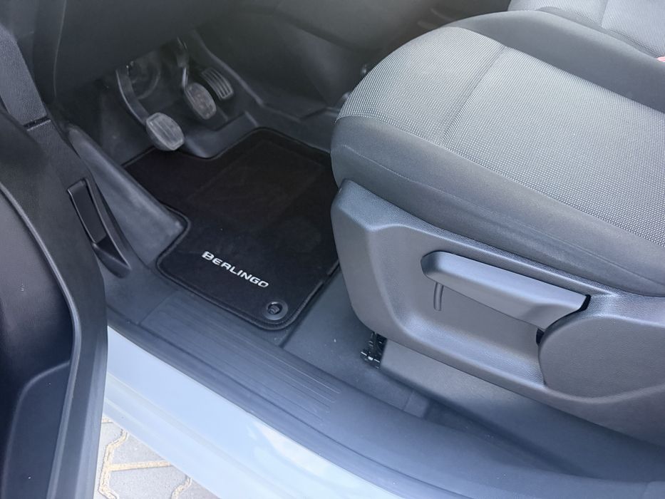 Citroen Berlingo 1.5 HDI 2022 NACIONAL TOPO GAMA Cammes 8 mm