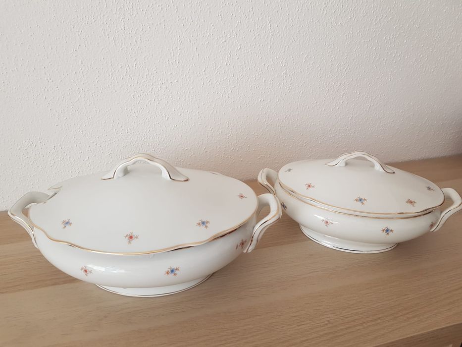 Conjunto de duas terrinas Vista Alegre