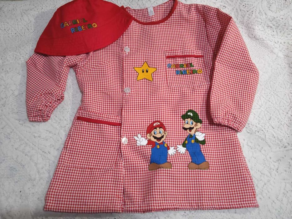 Bibe, bata escolar personalizada