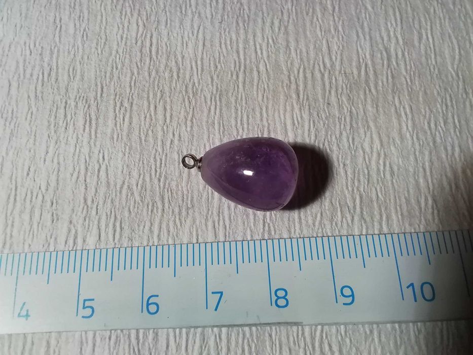 Wisior stylowy z kamienia
