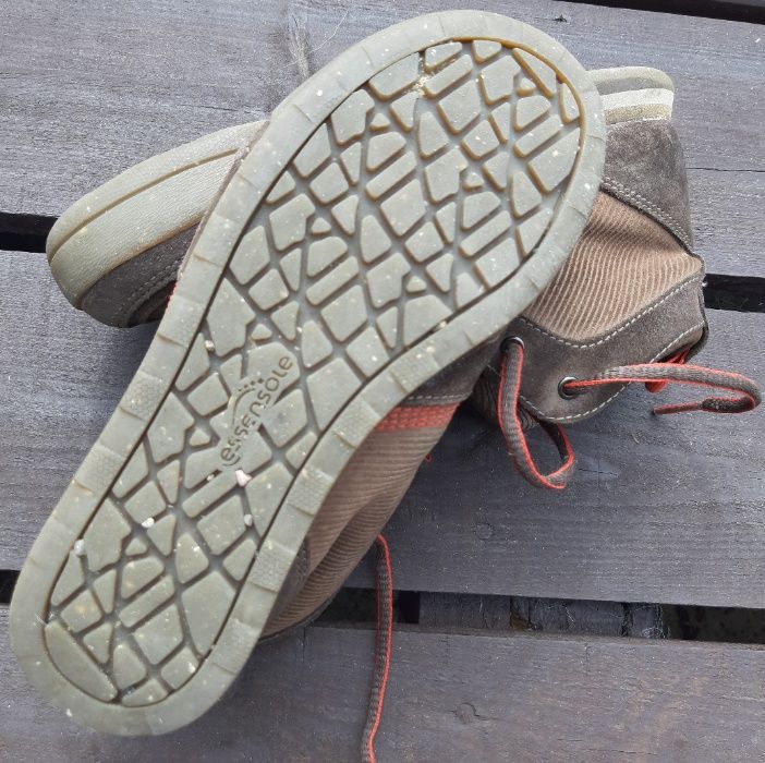 Buty trzewiki trekkingowe dziecięce Quechua roz. 34 używane
