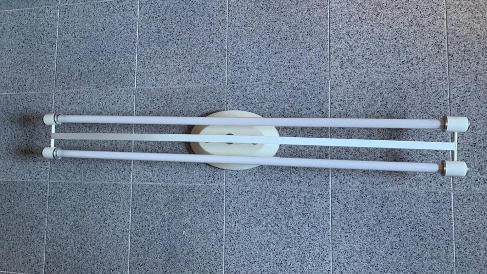 Candeeiro de lampadas fluorescentes