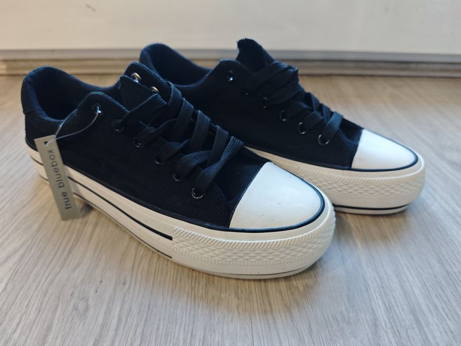 Czarne trampki damskie na platformie True Bluebox | Rozmiar 41 | Stan idealny / Jak nowe