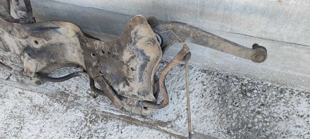 Peugeot 206 CC Sanki Wózek Belka Kołyska Przód Przednie
