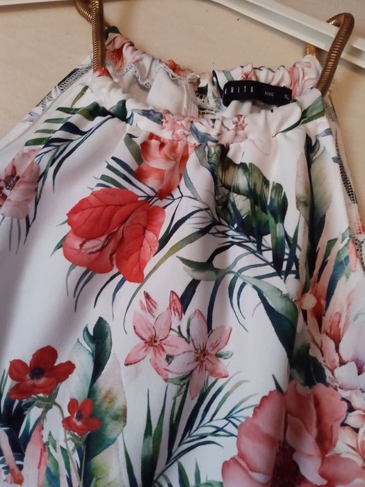 Sukienka w kwiaty